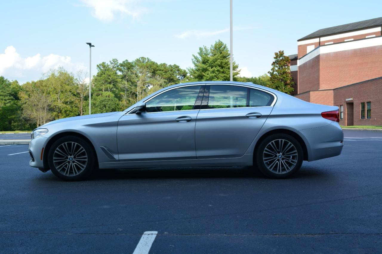 Used 2019 BMW 530i xDrive w/ Convenience Package AWD/4WD image 8