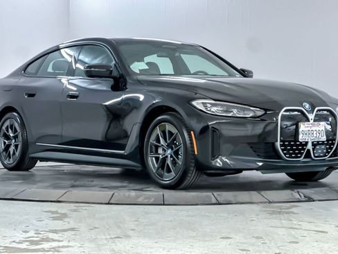 Used 2023 BMW i4 eDrive35 RWD image 9
