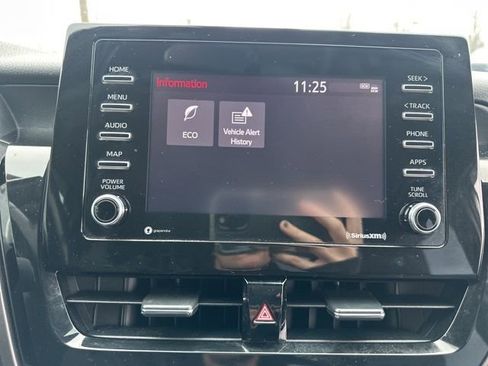 Used 2021 Toyota Camry SE image 37