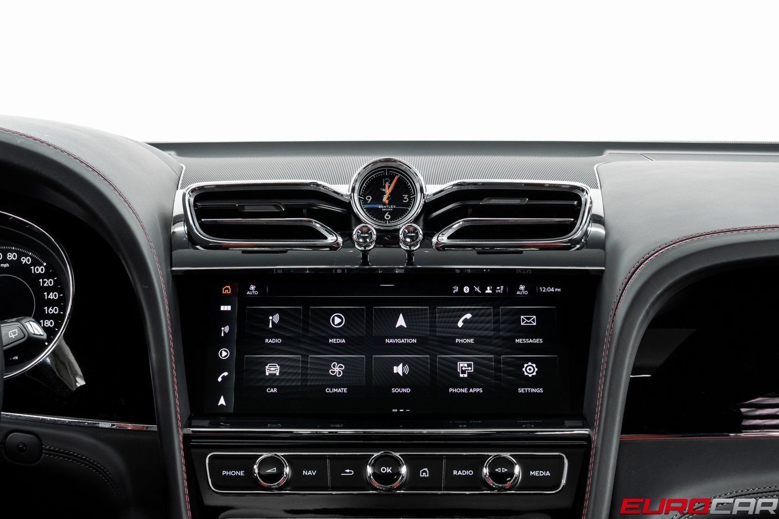 Used 2024 Bentley Bentayga AWD/4WD image 27