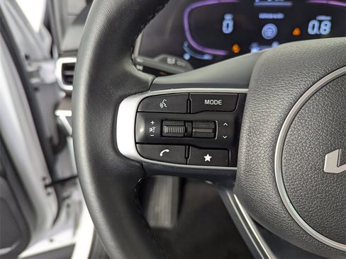 Used 2023 Kia Sportage EX image 22