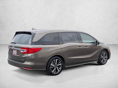 Used 2020 Honda Odyssey Elite image 5
