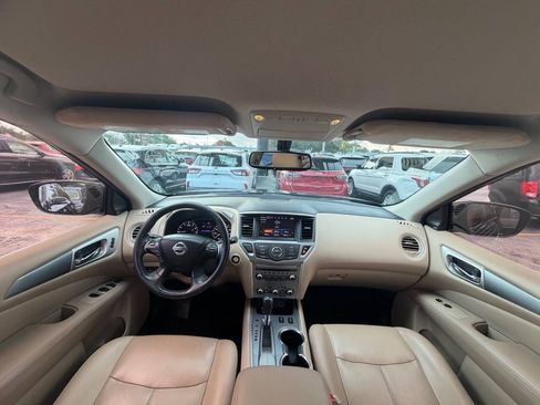 Used 2017 Nissan Pathfinder SL FWD image 20