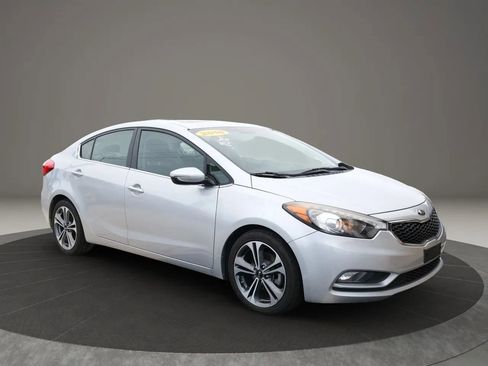 Used 2016 Kia Forte EX w/ EX Premium Package image 8