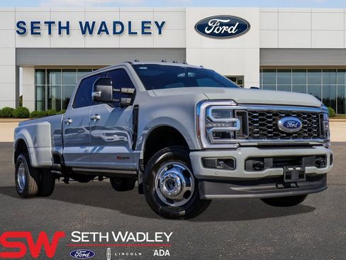 Used 2026 Ford F350 Platinum image 1