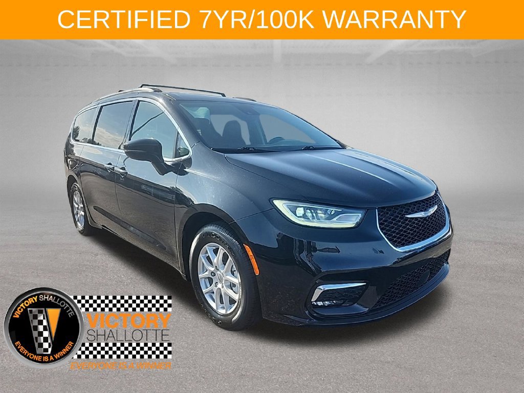 Certified 2022 Chrysler Pacifica Touring-L FWD image 1