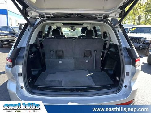 Used 2023 Jeep Grand Cherokee L Limited AWD/4WD image 26
