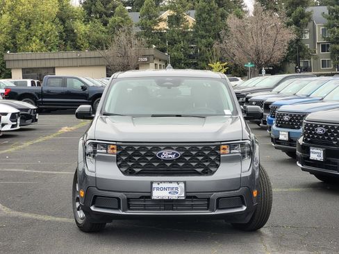 New 2026 Ford Maverick XLT w/ XLT Luxury Package AWD/4WD image 4