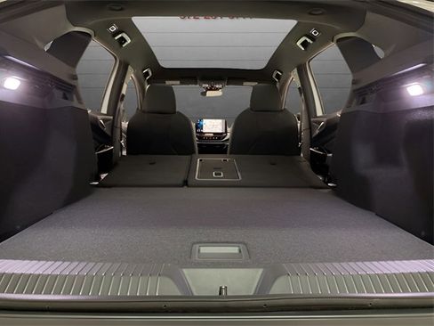 Used 2023 Volkswagen ID.4 Pro S image 81