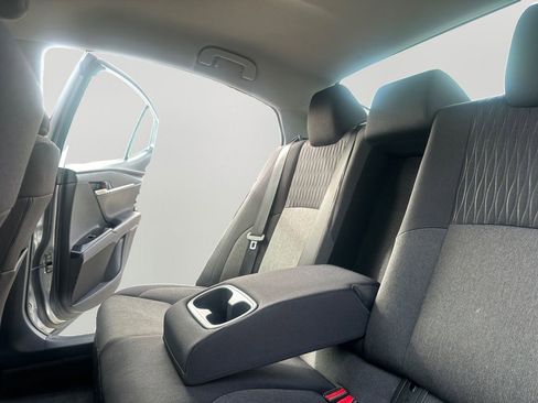 Used 2025 Toyota Camry LE image 24