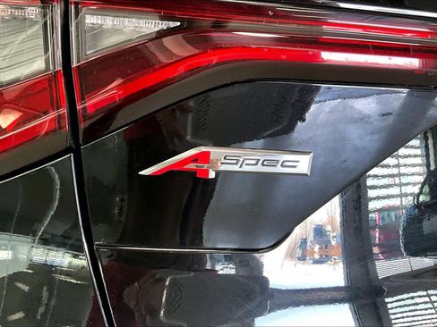 Used 2023 Acura MDX A-Spec image 7