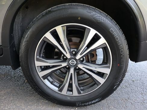 Used 2018 Nissan Rogue SL AWD/4WD image 42
