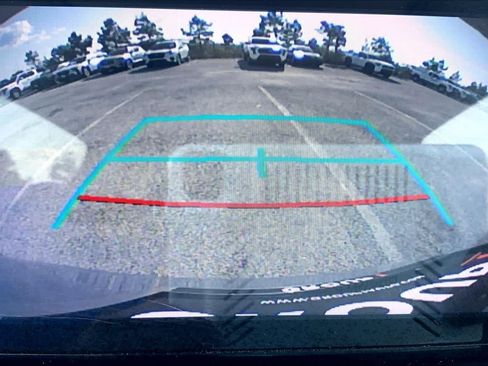 Used 2022 Toyota Sienna XLE FWD image 26