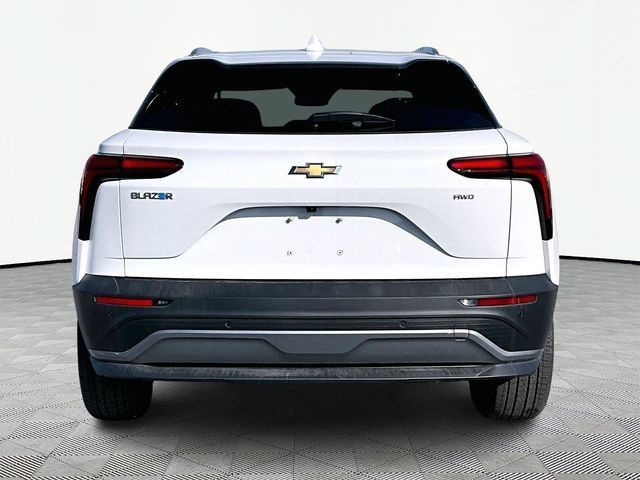 New 2026 Chevrolet Blazer EV LT AWD/4WD image 5