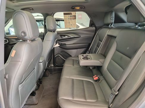 Used 2022 Chevrolet TrailBlazer ACTIV w/ Sun and Liftgate Package FWD image 13