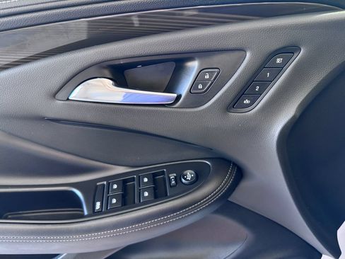 Certified 2019 Buick Envision Premium AWD/4WD image 23