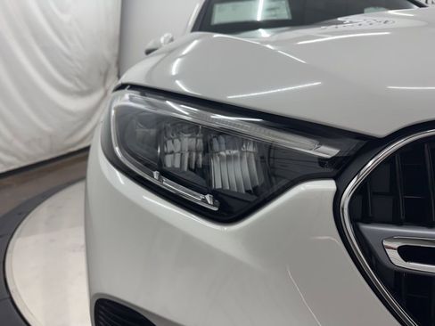 Used 2026 Mercedes-Benz GLC 300 GLC 300 image 10