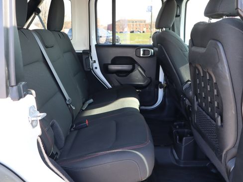 Used 2020 Jeep Wrangler Unlimited Rubicon image 11