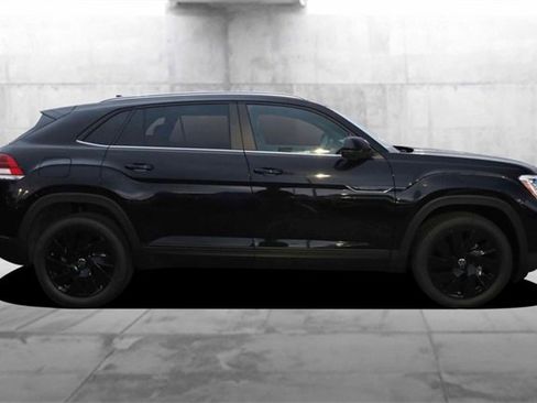 New 2026 Volkswagen Atlas Cross Sport SE image 5