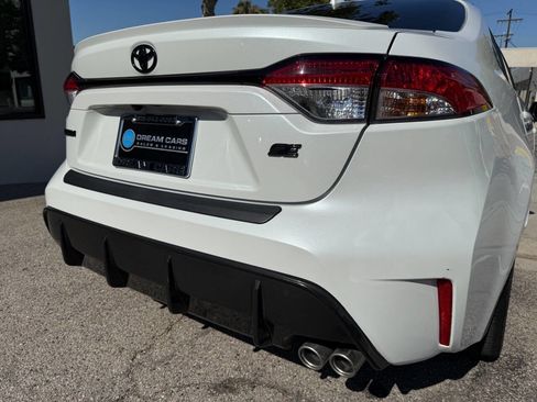 Used 2023 Toyota Corolla SE FWD image 17