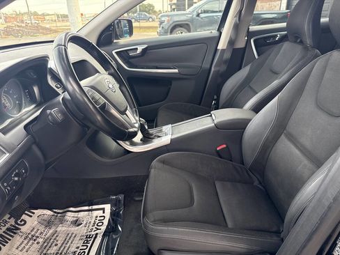 Used 2015 Volvo XC60 T5 FWD image 11