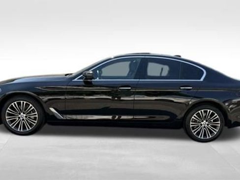 Used 2018 BMW 530i w/ Premium Package RWD image 10