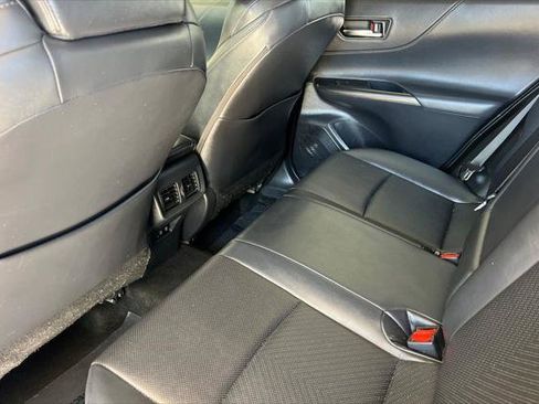 Certified 2022 Toyota Venza Limited AWD/4WD image 4