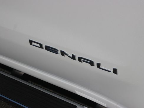 New 2026 GMC Sierra 1500 Denali w/ Technology Package image 11