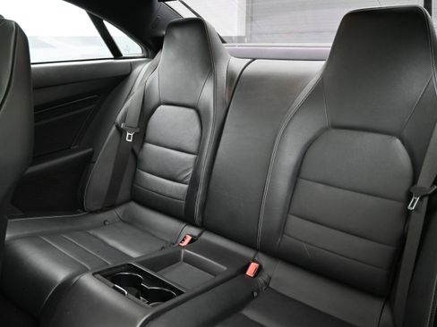 Used 2016 Mercedes-Benz E 400 4MATIC Coupe image 18