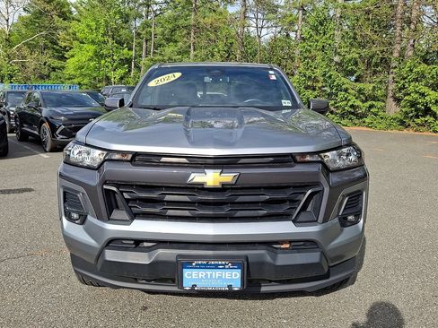 Certified 2024 Chevrolet Colorado LT w/ LT Convenience Package AWD/4WD image 2