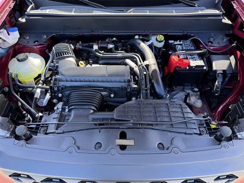 New 2026 Ford Maverick XLT w/ XLT Luxury Package image 9