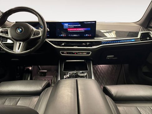 Used 2024 BMW X5 M60i AWD/4WD image 11