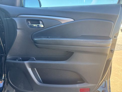 Used 2019 Honda Ridgeline Sport image 24