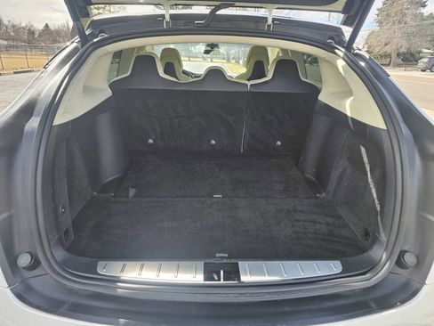 Used 2017 Tesla Model X 75D image 33