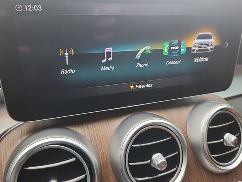 Used 2020 Mercedes-Benz C 300 Sedan image 26