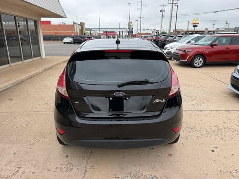 Used 2019 Ford Fiesta SE w/ Cold Weather Package FWD image 7