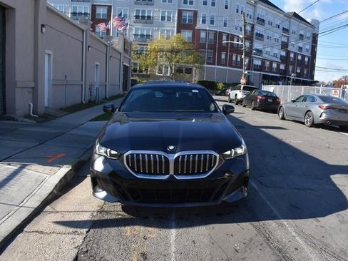 Used 2024 BMW 530i w/ M Sport Package image 3