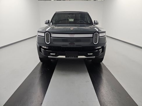 Used 2024 Rivian R1S Adventure AWD/4WD image 8