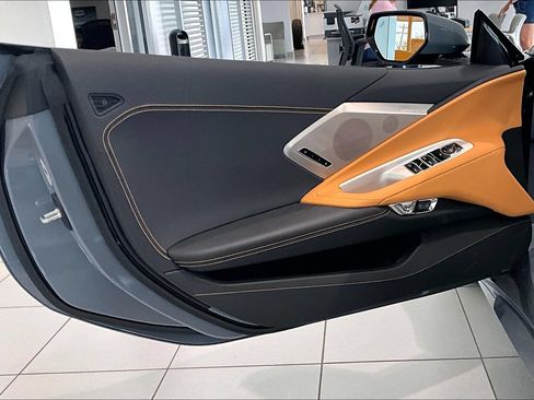 Used 2024 Chevrolet Corvette Stingray Preferred Conv w/ Z51 Performance Package RWD image 16