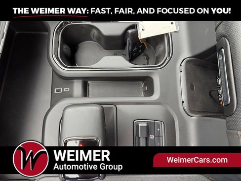 Used 2023 GMC Sierra 1500 AT4 w/ Technology Package AWD/4WD image 28