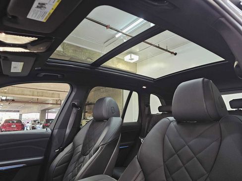 New 2026 BMW X5 xDrive50e w/ Premium Package AWD/4WD image 24