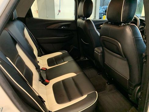 Used 2021 Chevrolet TrailBlazer LS image 17