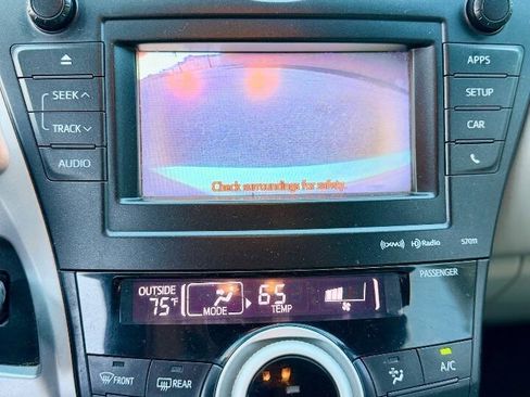 Used 2012 Toyota Prius V Three FWD image 25