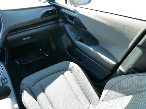 Certified 2024 Subaru Crosstrek 2.0i Premium image 11