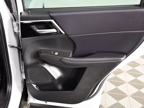 Used 2023 Mitsubishi Outlander SE AWD/4WD image 33