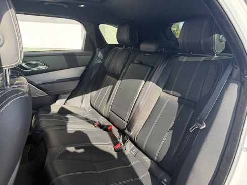 Used 2018 Land Rover Range Rover Velar R-Dynamic SE AWD/4WD image 16