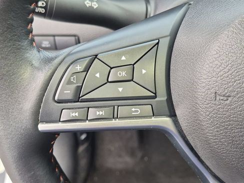 Used 2024 Nissan Sentra SR w/ SR Premium Package FWD image 15
