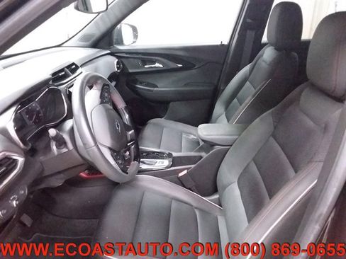 Used 2021 Chevrolet TrailBlazer RS w/ Convenience Package image 10