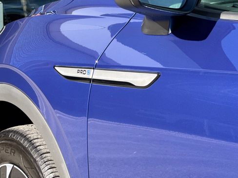 Used 2022 Volkswagen ID.4 Pro S image 25