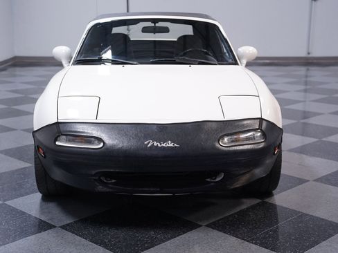 Used 1994 MAZDA MX-5 Miata image 15